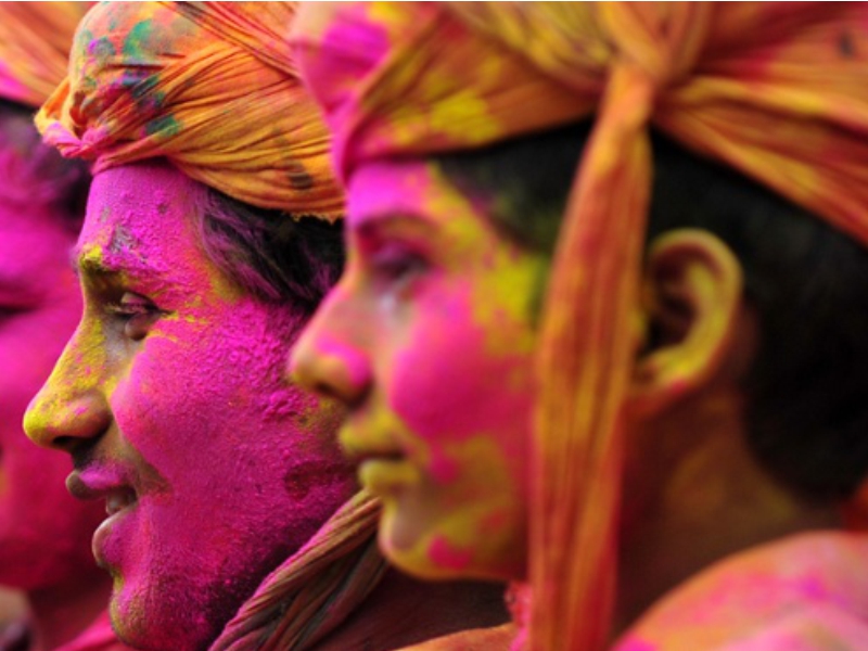 organic holi color